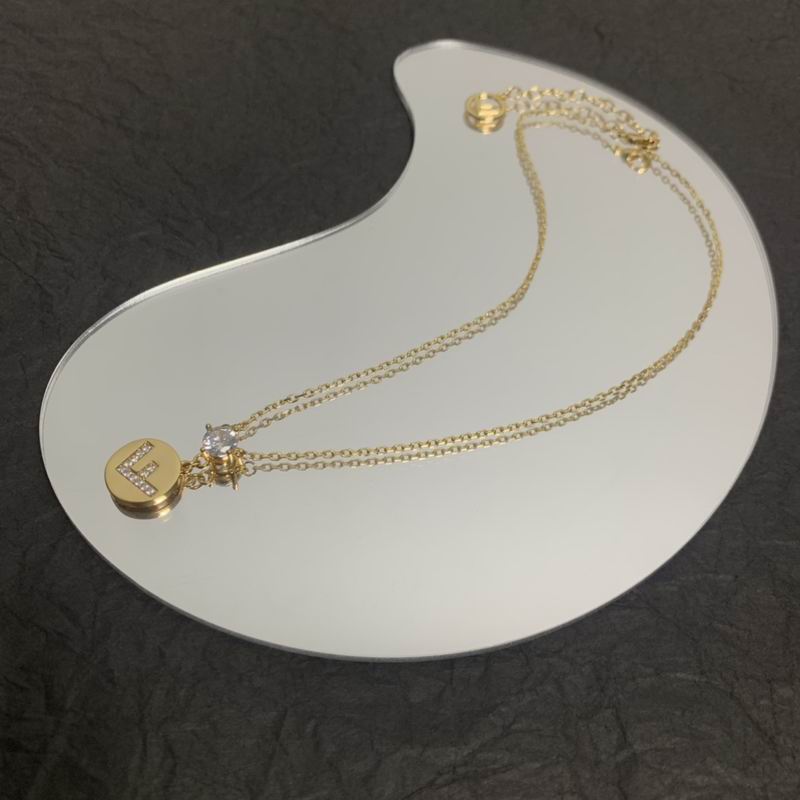 Fendi necklace 05lyx55